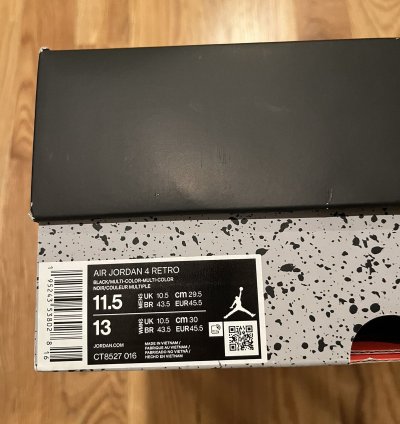 Air Jordan 4 Retro Red Thunder Streetwear
