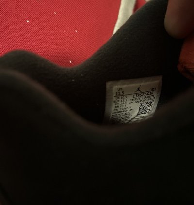 Air Jordan 4 Retro Red Thunder Streetwear