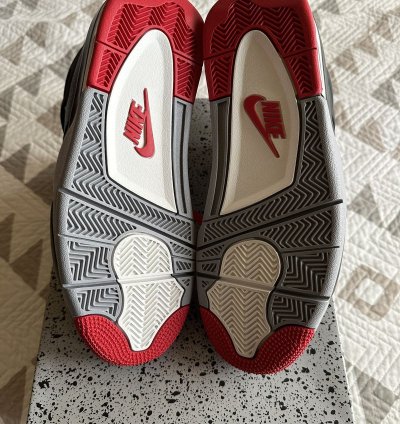 Air Jordan 4 Retro Reimagined Bred