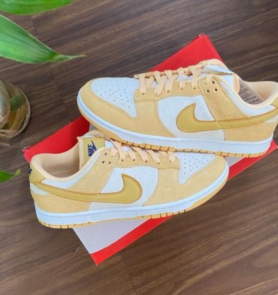 Nike Sb Dunk Low Celestina Gold Suede Sneakers