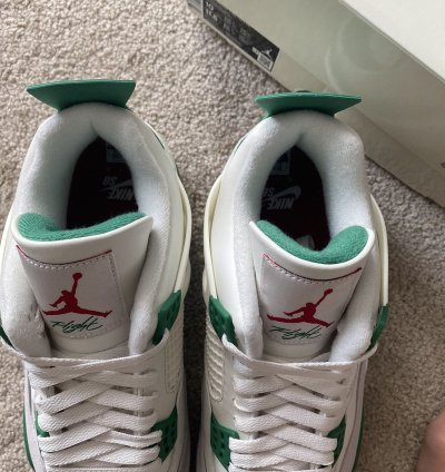 Air Jordan 4 Retro Sp Sb - Pine Green