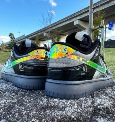Nike Sb Dunk Low Hyper Flat Multi Colour Sneakers