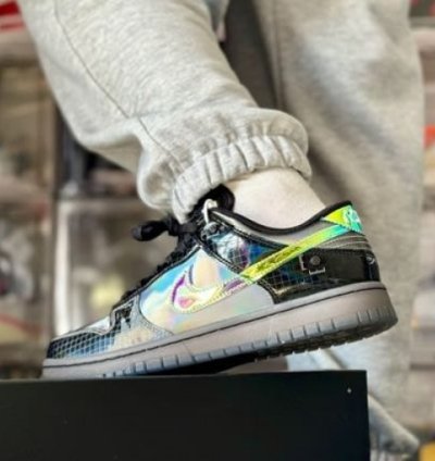Nike Sb Dunk Low Hyper Flat Multi Colour Sneakers