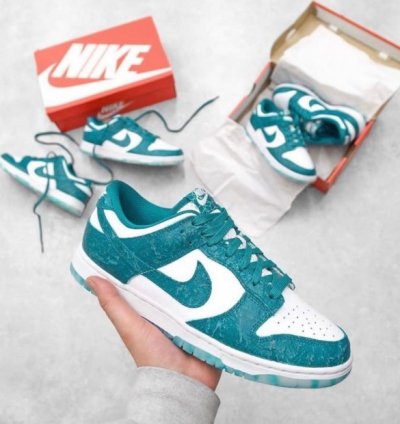 Nike Sb Dunk Low Ocean Sneakers