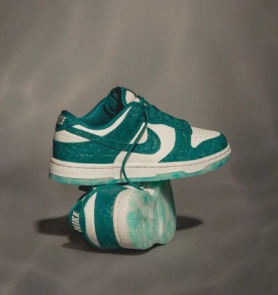 Nike Sb Dunk Low Ocean Sneakers