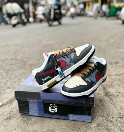 Nike Sb Dunk Low Pandaprank Sneakers