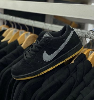 Nike Sb Dunk Low Pro Black Fog Sneakers