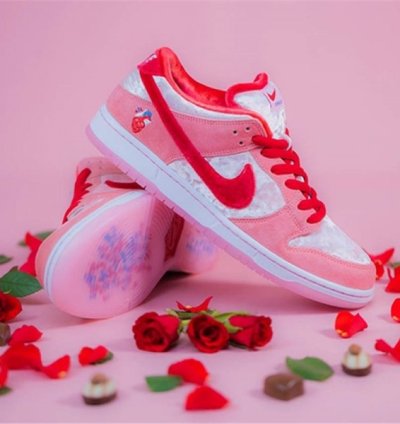 Nike Sb Dunk Low Pro Qs Strangelove Sneakers Semi Ua
