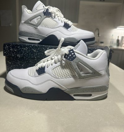 Air Jordan 4 Retro White Midnight Navy