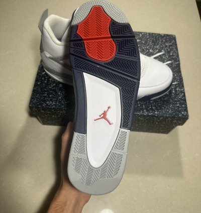 Air Jordan 4 Retro White Midnight Navy
