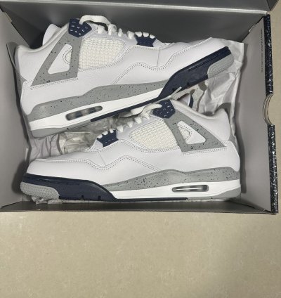 Air Jordan 4 Retro White Midnight Navy