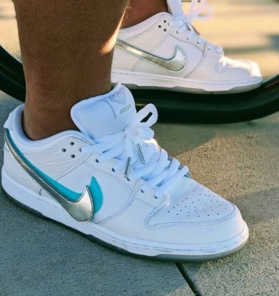 Nike Sb Dunk Low Qs White Diamond Sneakers