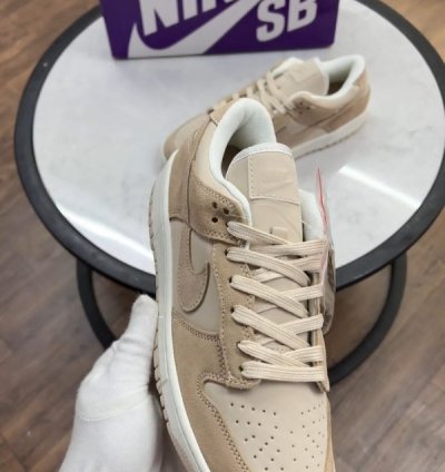 Nike Sb Dunk Low Sand Drift Sneakers