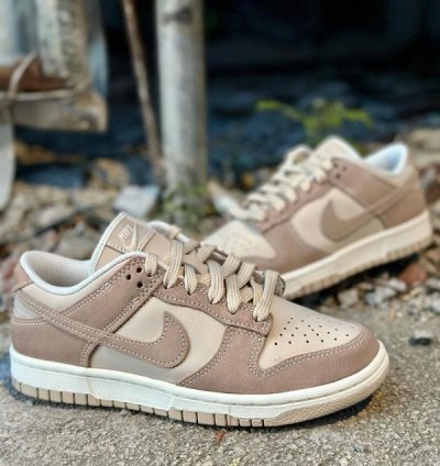 Nike Sb Dunk Low Sand Drift Sneakers