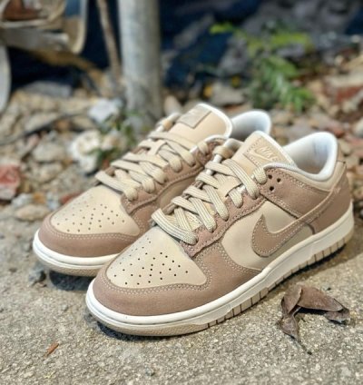 Nike Sb Dunk Low Sand Drift Sneakers