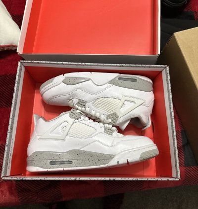 Air Jordan 4 Retro White Oreo
