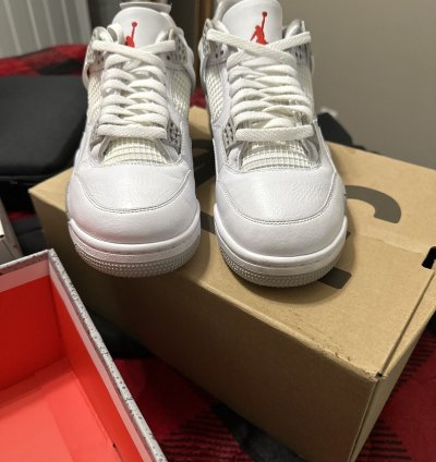 Air Jordan 4 Retro White Oreo