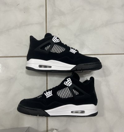 Air Jordan 4 Retro White Thunder Size 10 Brand New In Hand