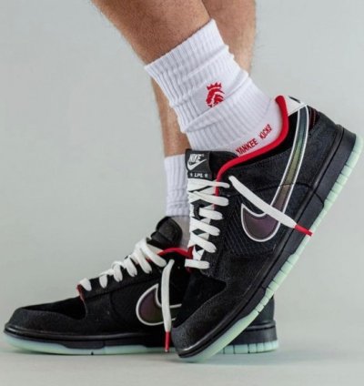 Nike Sb Dunk Low X League Of Legends Sneakers
