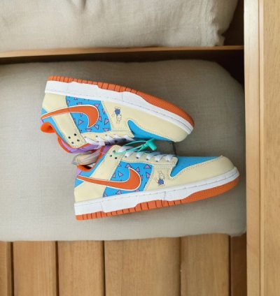 Nike Sb Dunk Rockos Modern Life Sneakers