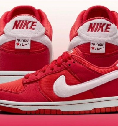 Nike Sb Dunk Valentine Day Sneakers