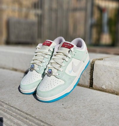 Nike Sb Dunk Year Of The Dragon Sneakers