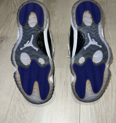 2011 Air Jordan 11 Retro Concord Size 9