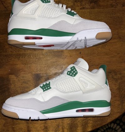 Air Jordan 4 Sb Pine Green