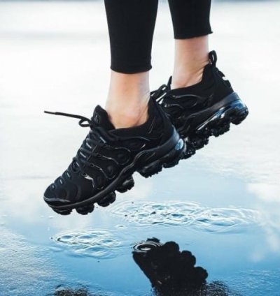 Nike Vapor Max Plus Triple Black Running Shoes