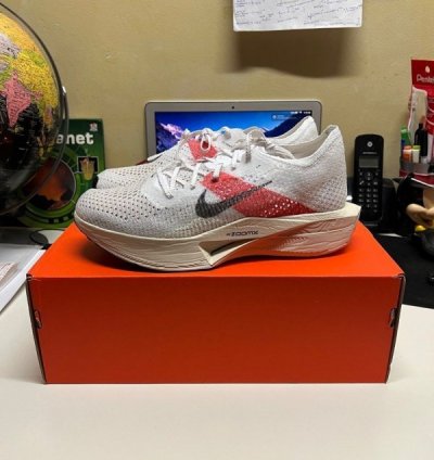 Nike Vaporfly 3 Eliud Kipchoge Running Shoes
