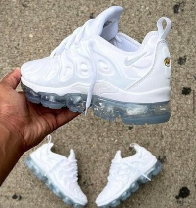 Nike Vapormax Plus White Running Shoes