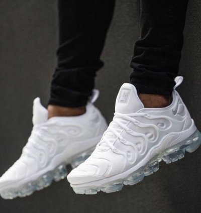 Nike Vapormax Plus White Running Shoes