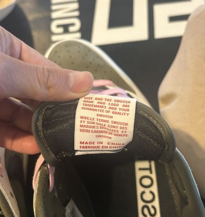 Travis Scott Air Jordan 1 Low Reverse Olive Medium Olive