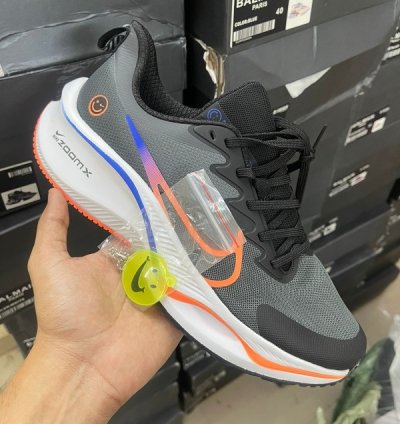 Nike Zoom X Smileys Soprt Running Shoes