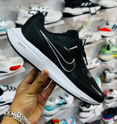 Nike Zoomx Black Runninng Shoes