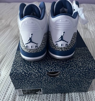 Air Jordan Retro 3 Wizards