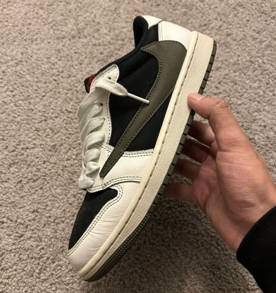 Travis Scott Air Jordan Retro 1 Low Olive Size 7 5