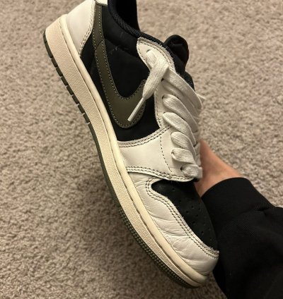 Travis Scott Air Jordan Retro 1 Low Olive Size 7 5