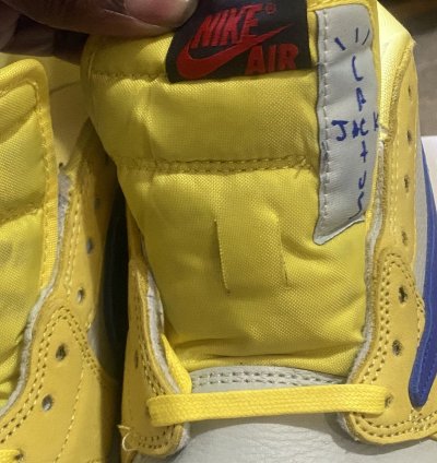 Travis Scott Canary 1 Low