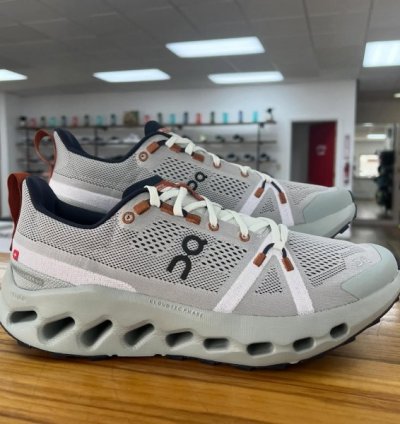 On Cloud Surfer Trail Aloe Mineral Sneakers
