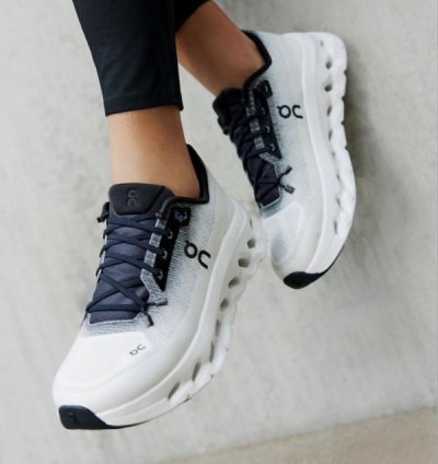 On Cloud Tilt 2 0 Black Ivory Sneakers