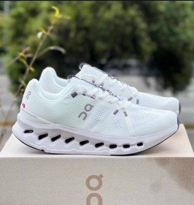 On Cloud Tilt 2 0 White Sneakers