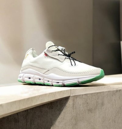 On Cloudaway Trainers White Beige Sneakers