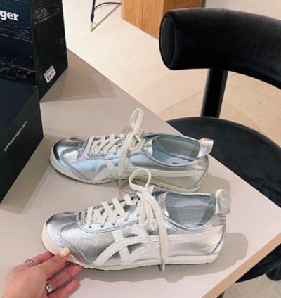 Onitsuk A Tiger Silver Sneakers
