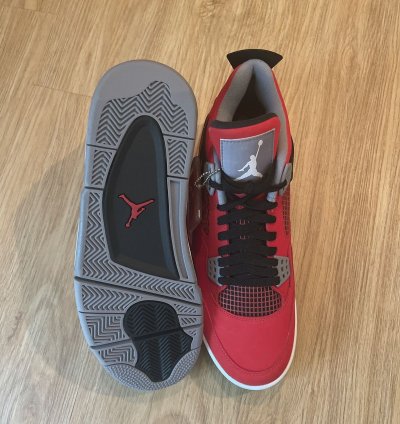 Dead Stock 2013 Retro 4s