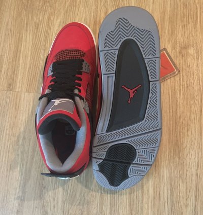 Dead Stock 2013 Retro 4s
