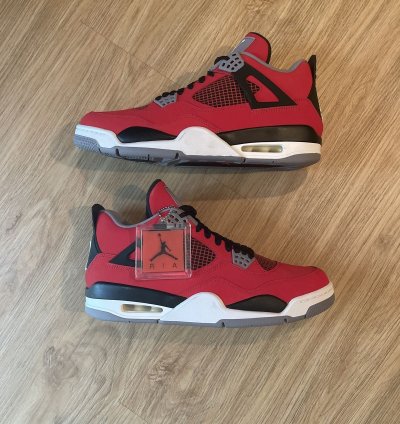 Dead Stock 2013 Retro 4s