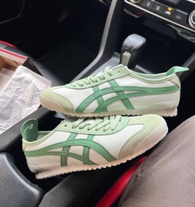 Onitsuka Tiger Mexico 66 Athletic Sneakers