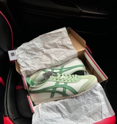 Onitsuka Tiger Mexico 66 Athletic Sneakers