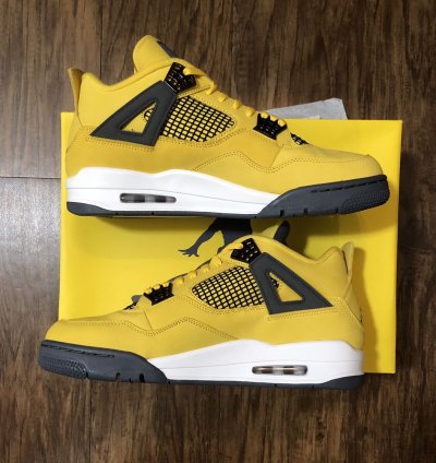 Deadstock 2021 Jordan 4 Lightning